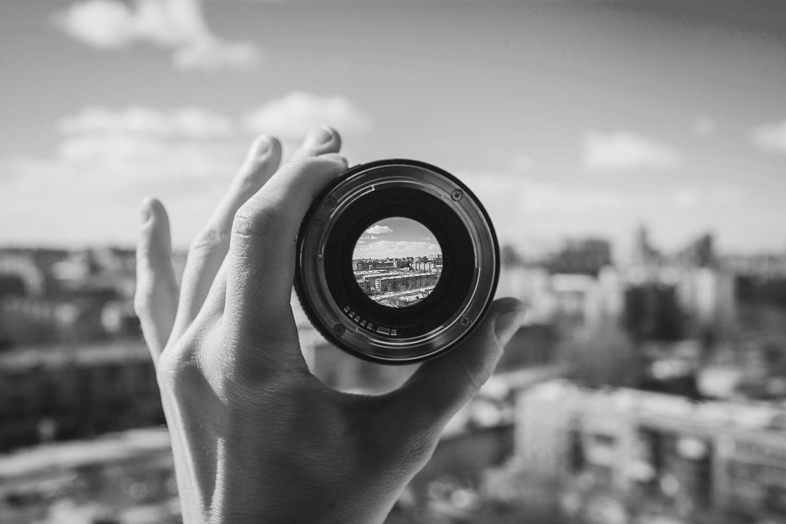 Less commas and more full stops article